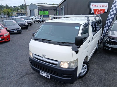 2006 Toyota HIACE - Thumbnail