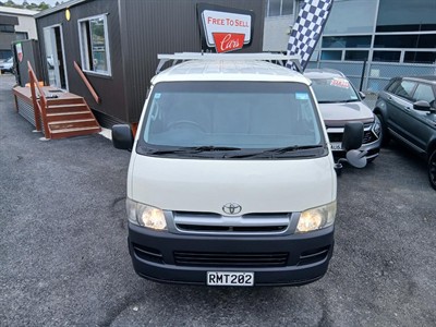 2006 Toyota HIACE - Thumbnail
