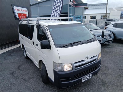 2006 Toyota HIACE - Thumbnail
