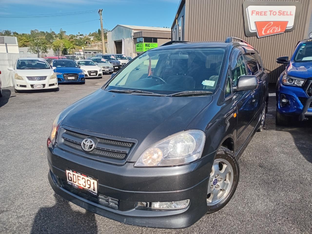 2001 Toyota IPSUM