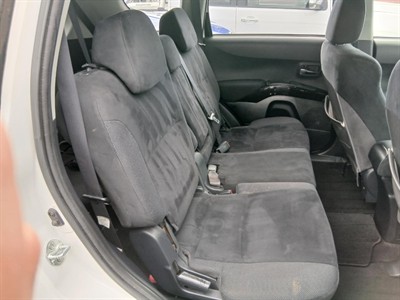 2006 Mitsubishi Outlander - Thumbnail