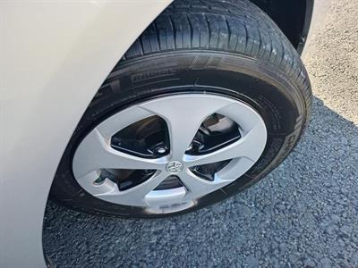 2013 Toyota Prius - Thumbnail