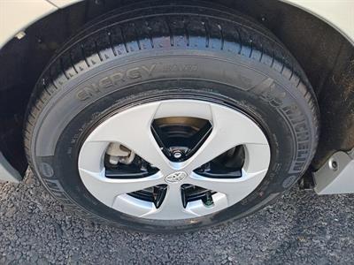 2013 Toyota Prius - Thumbnail