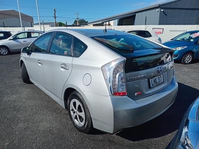 2013 Toyota Prius - Thumbnail