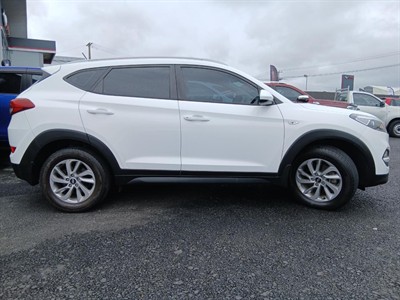 2018 Hyundai TUCSON - Thumbnail