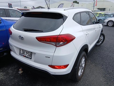2018 Hyundai TUCSON - Thumbnail
