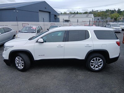 2018 Holden Acadia - Thumbnail