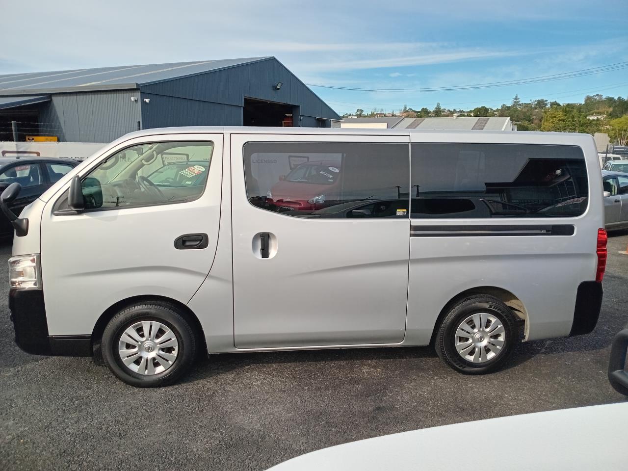2017 Nissan CARAVAN