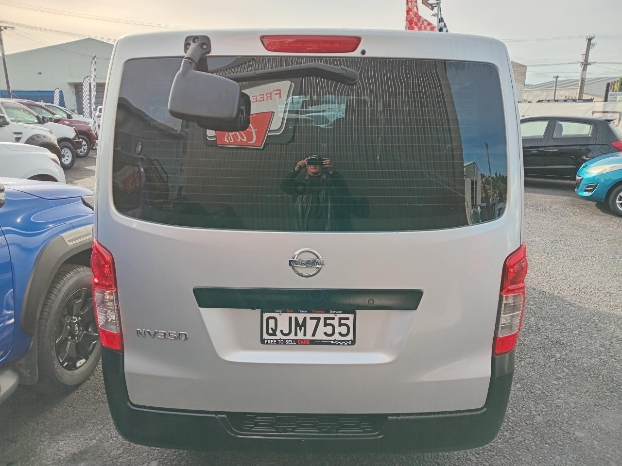 2017 Nissan CARAVAN
