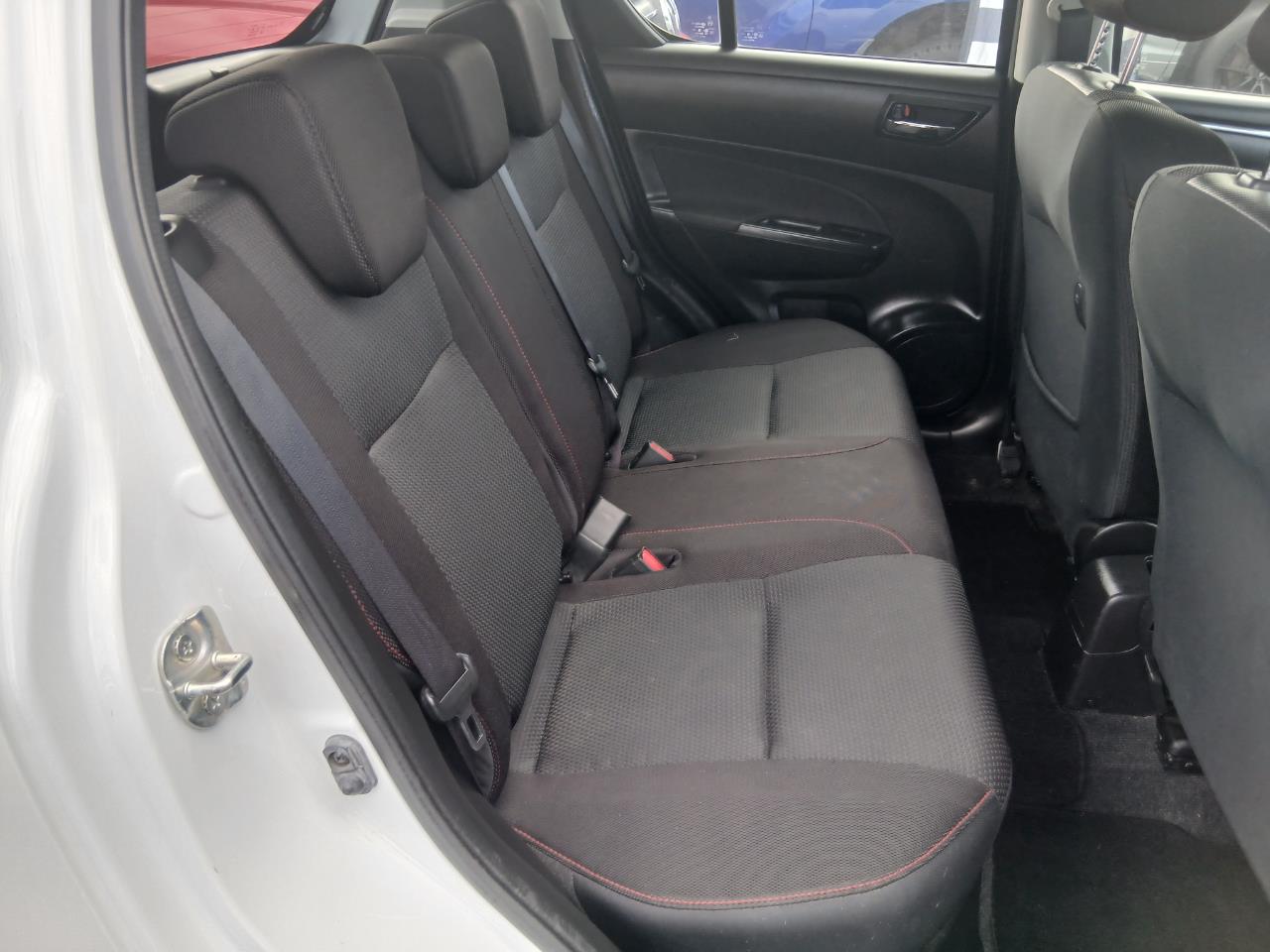 2013 Suzuki Swift