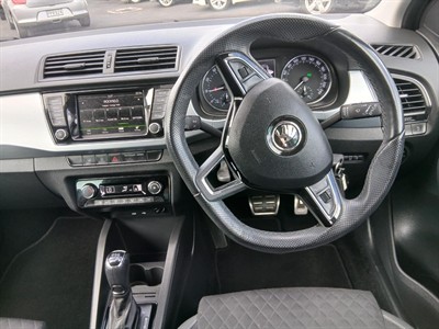 2017 Skoda Fabia - Thumbnail