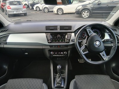 2017 Skoda Fabia - Thumbnail