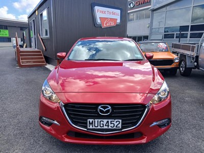 2017 Mazda Mazda3 - Thumbnail