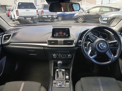 2017 Mazda Mazda3 - Thumbnail