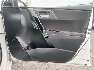 2017 Toyota COROLLA - Thumbnail