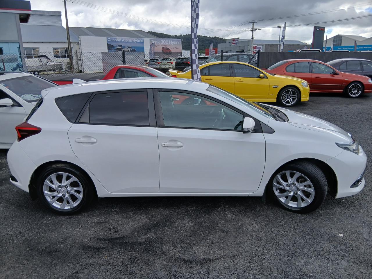 2017 Toyota COROLLA