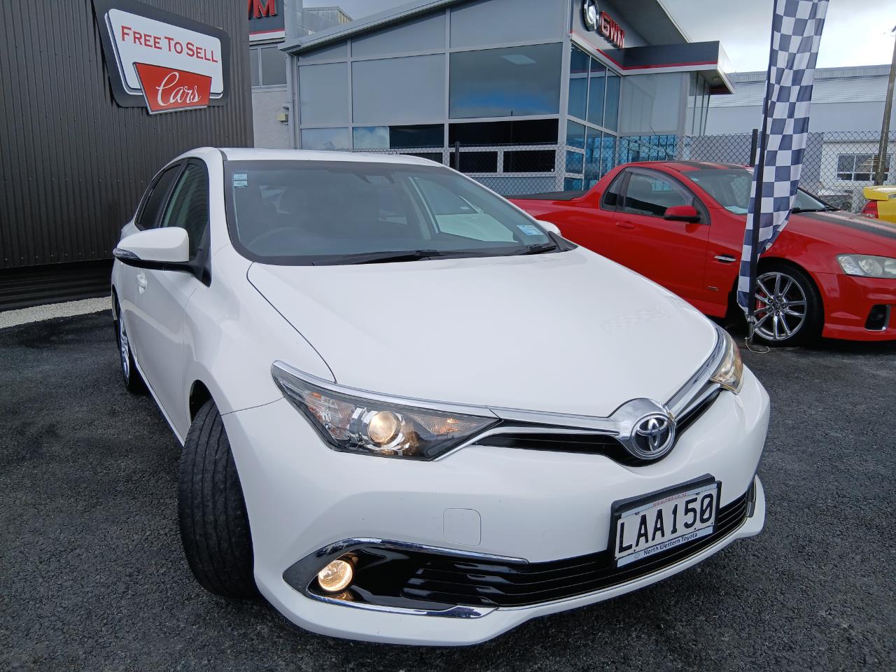 2017 Toyota COROLLA