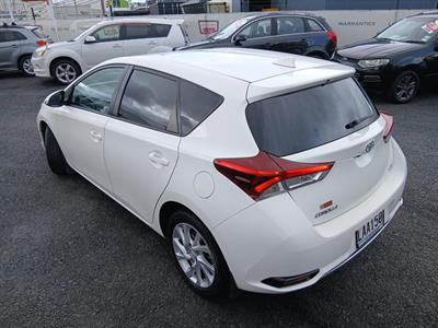 2017 Toyota COROLLA - Thumbnail