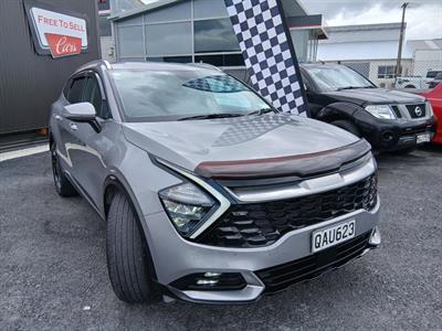 2023 Kia Sportage - Thumbnail