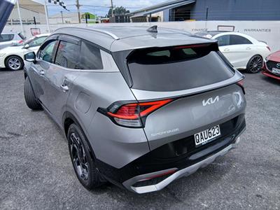 2023 Kia Sportage - Thumbnail