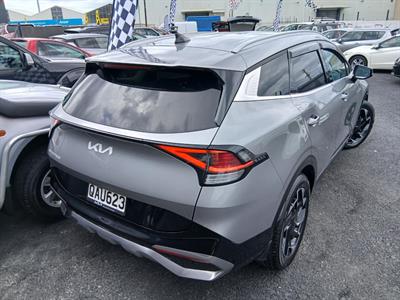 2023 Kia Sportage - Thumbnail