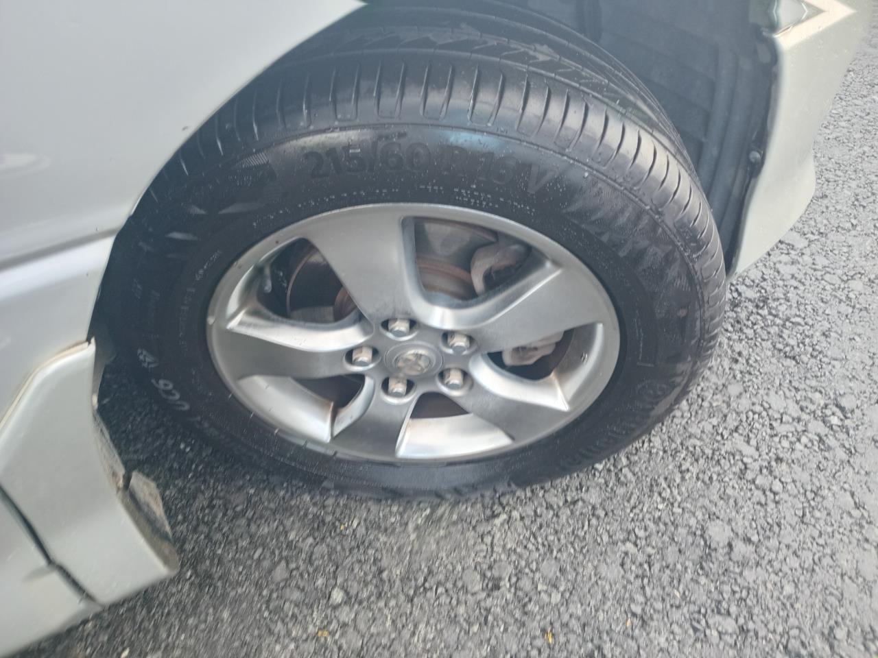 2005 Toyota ESTIMA