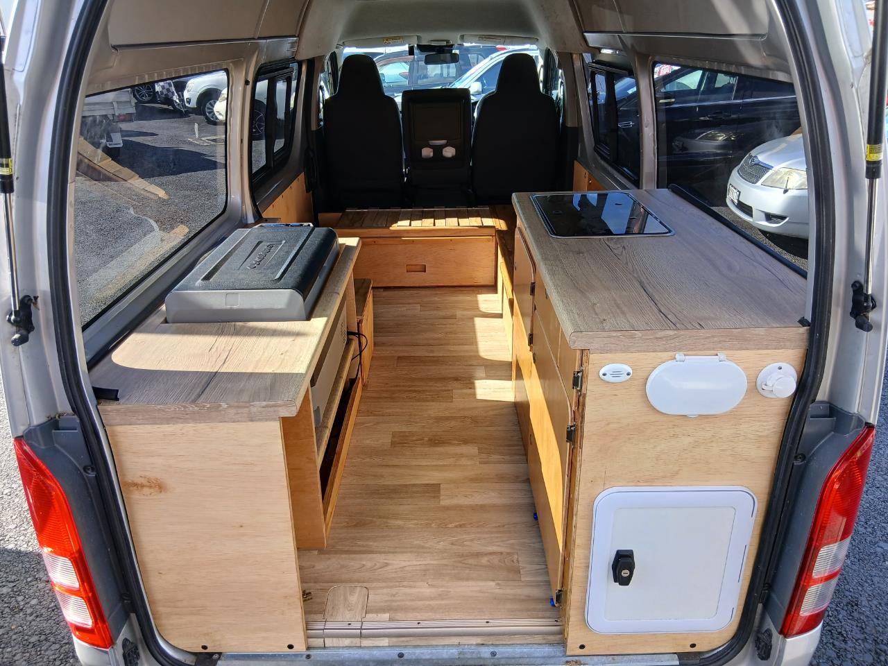 2020 Toyota HIACE