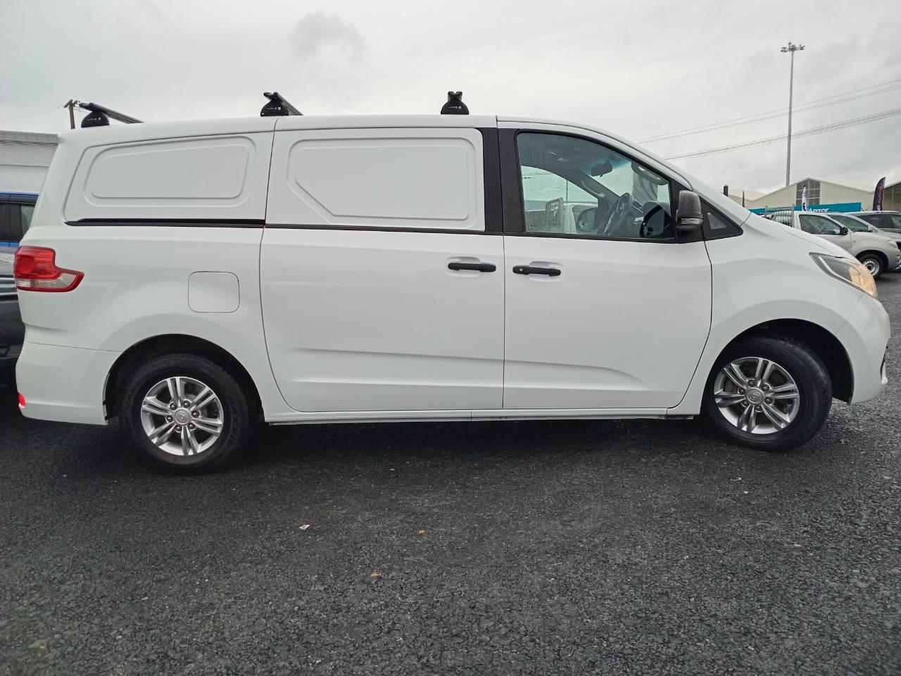 2021 LDV G10