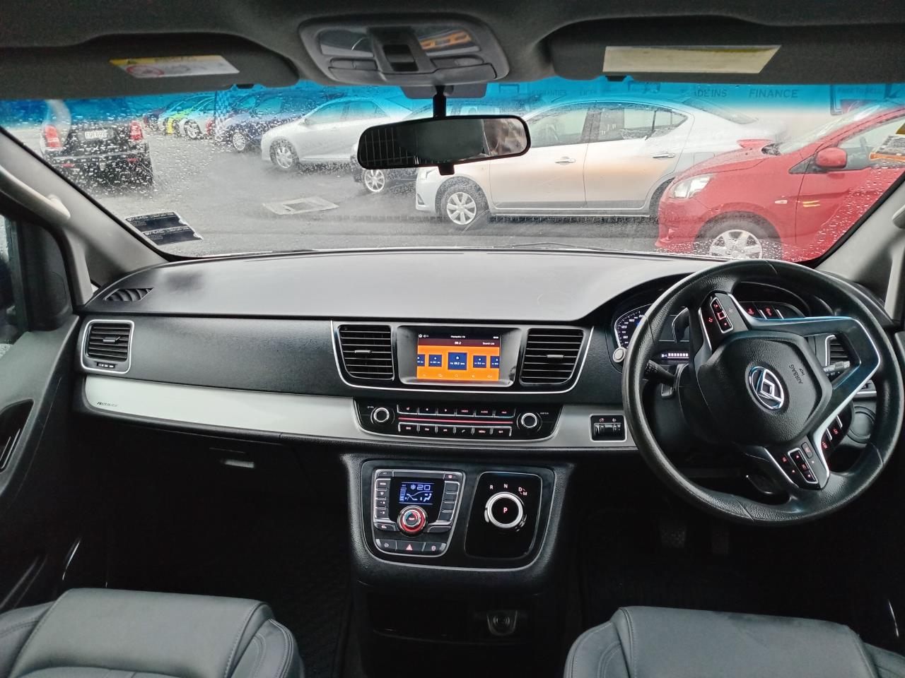 2021 LDV G10