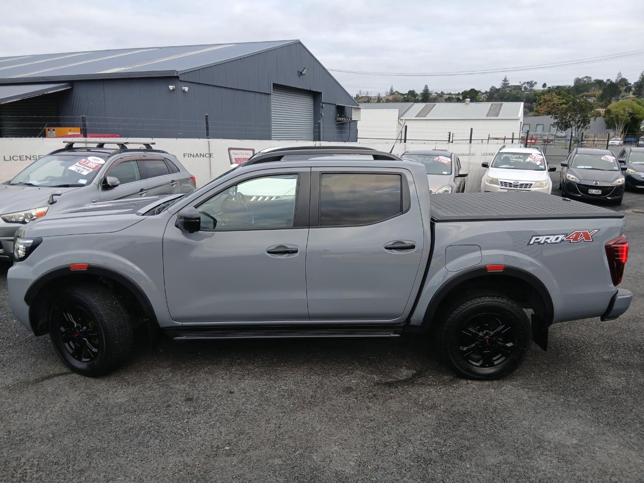 2021 Nissan NAVARA