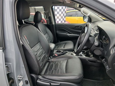 2021 Nissan NAVARA - Thumbnail