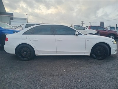 2010 Audi A4 - Thumbnail