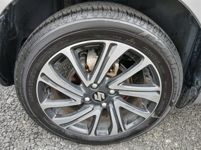 2022 Suzuki Swift - Thumbnail