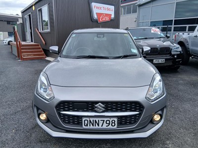 2022 Suzuki Swift - Thumbnail